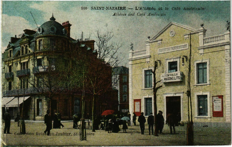 Carte postale ancienne Saint-Nazaire - L'Athenes et le Cafe Americaine -Athenee and Cafe à Saint-Nazaire