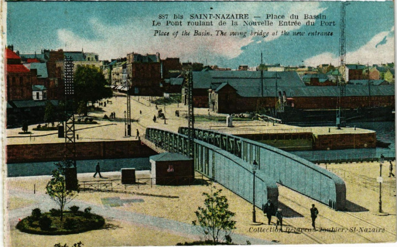 Carte postale ancienne Saint-Nazaire - Plage du Bassin -Le Pont roulant de la Nouvelle ... à Saint-Nazaire