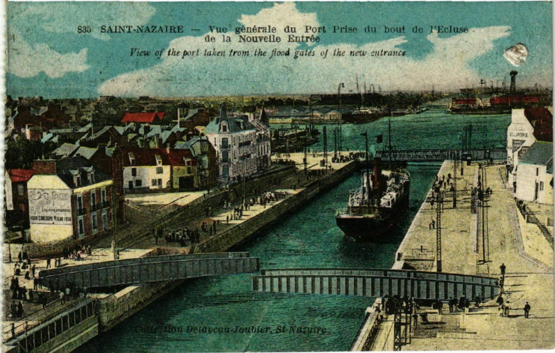 Carte postale ancienne Saint-Nazaire - Vue generale du Port Prise du bout de l'Ecluse de.. à Saint-Nazaire