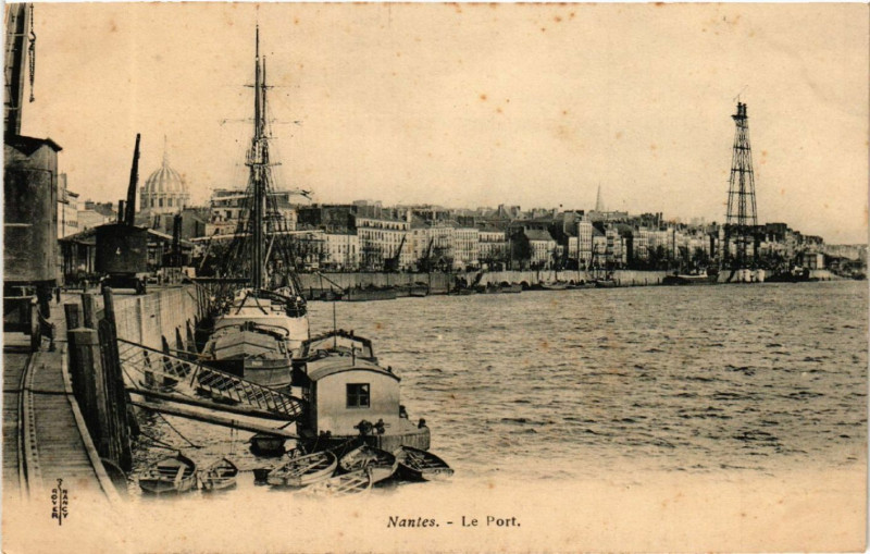 Carte postale ancienne Nantes - Le Port à Nantes