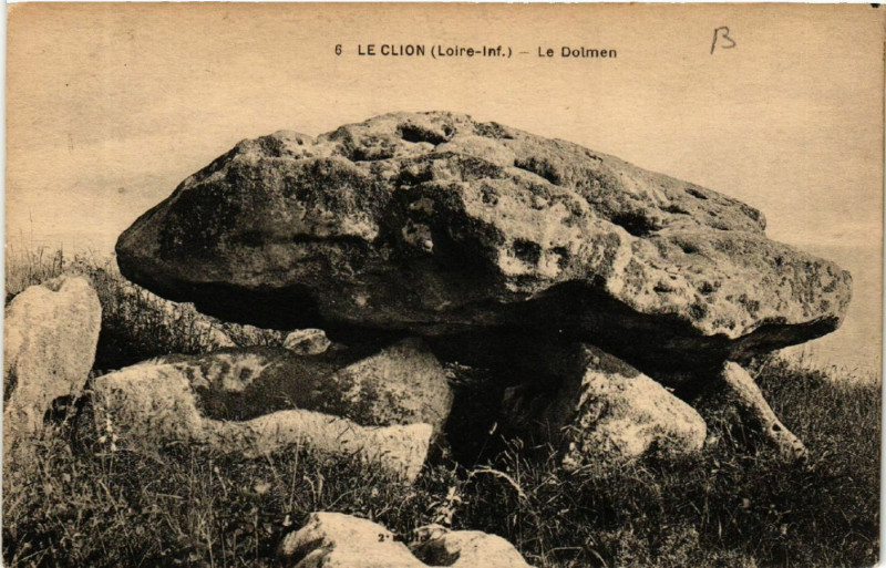 Carte postale ancienne Le Clion (Loire-inf.) - Le Dolmen