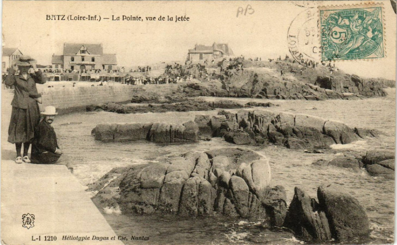 Carte postale ancienne Batz (Loire-Inf.) - La Pointe, vue de la Jetee à Vue