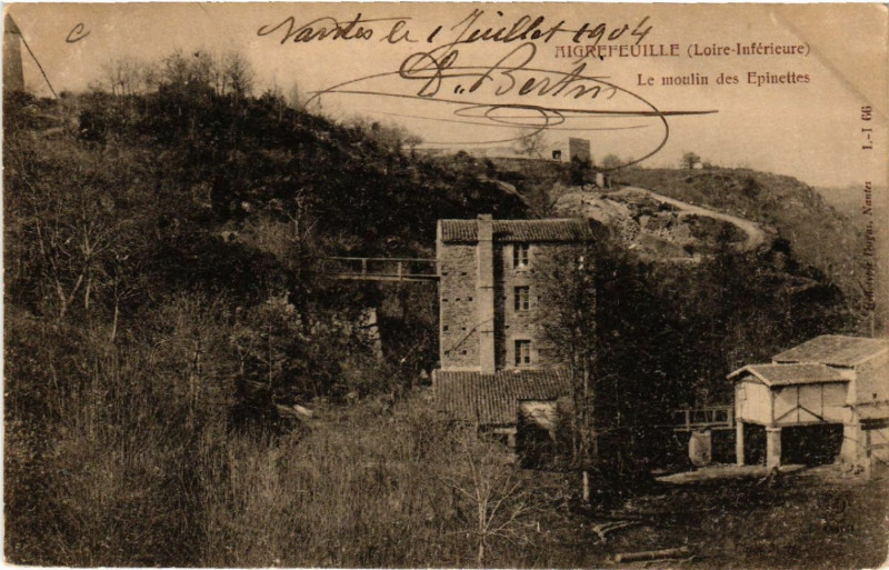 Carte postale ancienne Aigrefeuille (Loire-Inferieure) - Le moulin des Epinettes