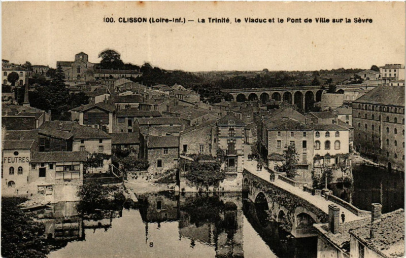 Carte postale ancienne Clisson (Loire-Inf.)- La Trinite, le Viaduc et le Pont de Ville sur à Clisson