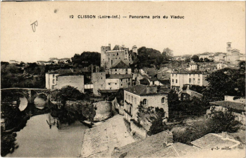 Carte postale ancienne Clisson (Loire-Inf.) - Panorama pris du Viaduc à Clisson