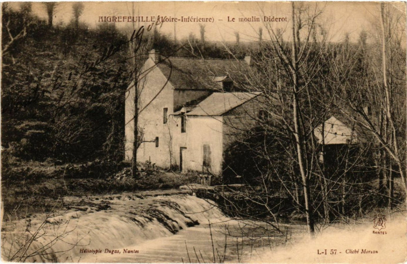 Carte postale ancienne Aigrefeuille (Loire-Inferieure) - Le moulin Diderot