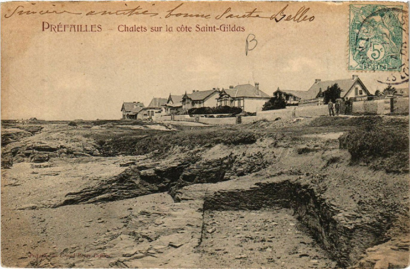 Carte postale ancienne Prefailles - Chalets sur la cote Saint-Gildas à Préfailles