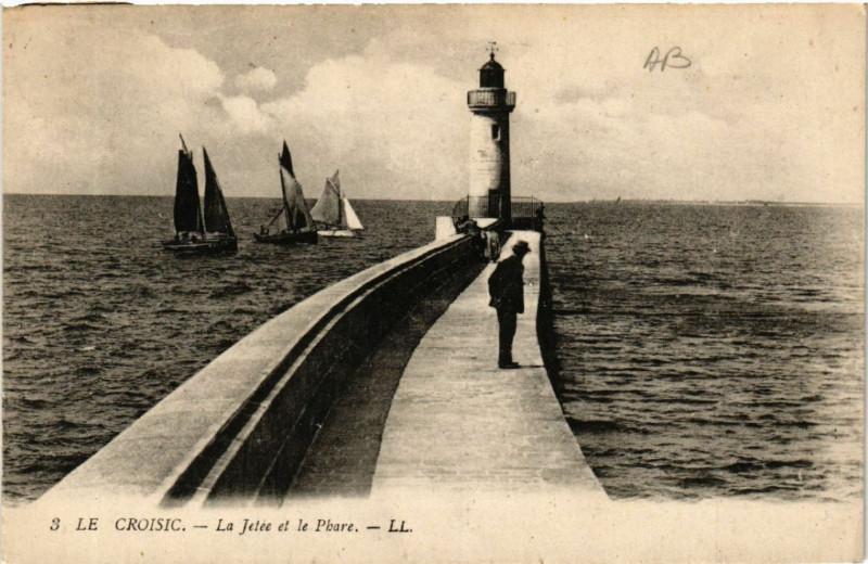Carte postale ancienne Le Croisic - La Jetee et le Phare au Croisic