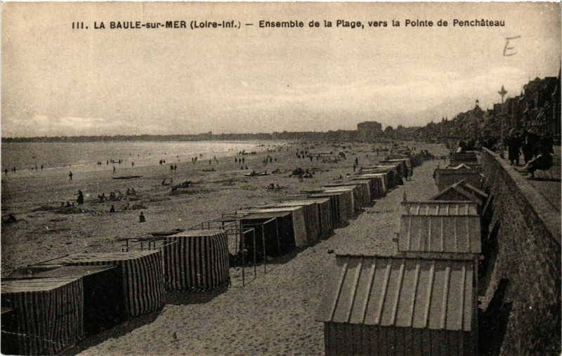 Carte postale ancienne La Baule-sur-Mer (Loire-Inf.) - Ensemble de la Plage,vers la Pointe
