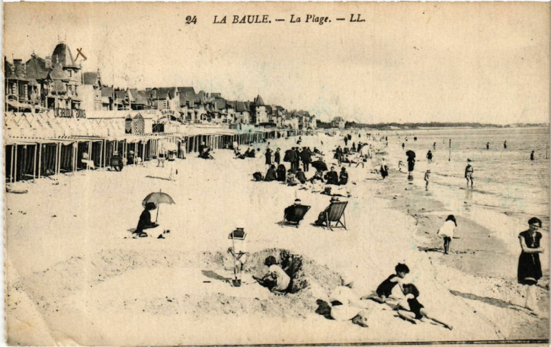 Carte postale ancienne La Baule - La Plage