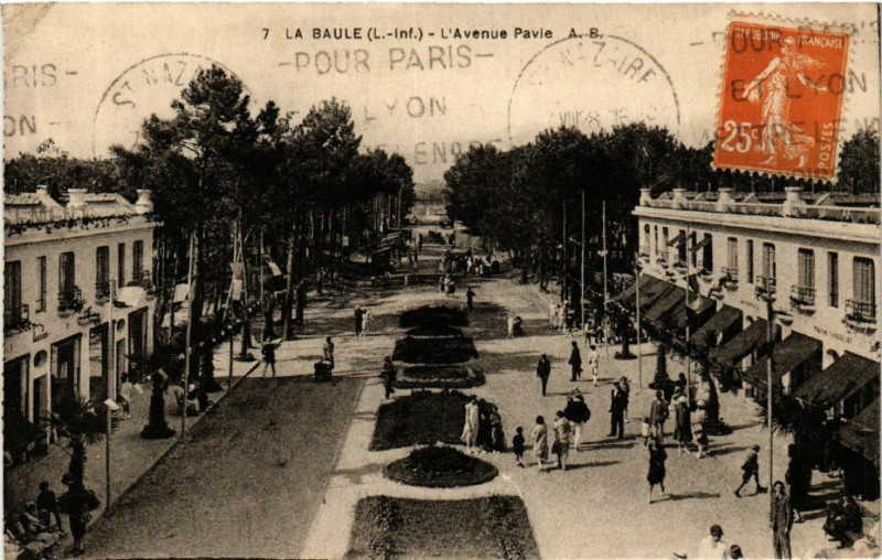 Carte postale ancienne La Baule (L.-Inf.) - L'Avenue Pavie