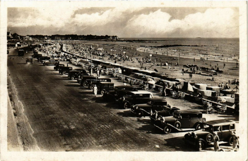 Carte postale ancienne Pornichet-les-Pins (L.-Inf.) - La Plage à Pornichet