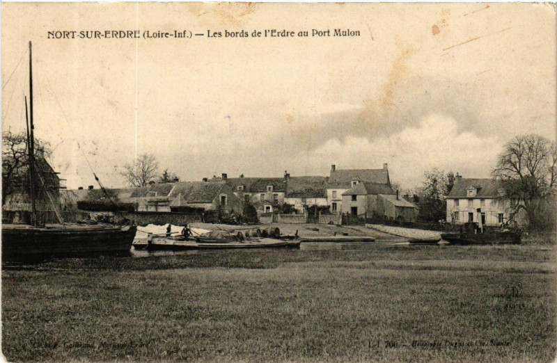 Carte postale ancienne Nort-sur-Erdre (Loire-Inf.) - Les bords de l'Entree du Port Mulon à Nort-sur-Erdre
