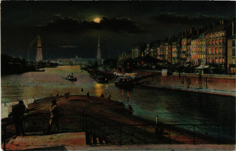 Carte postale ancienne Nantes - Le Quai de la Fosse et le Pont Transbordeur- Vue prise de à Nantes