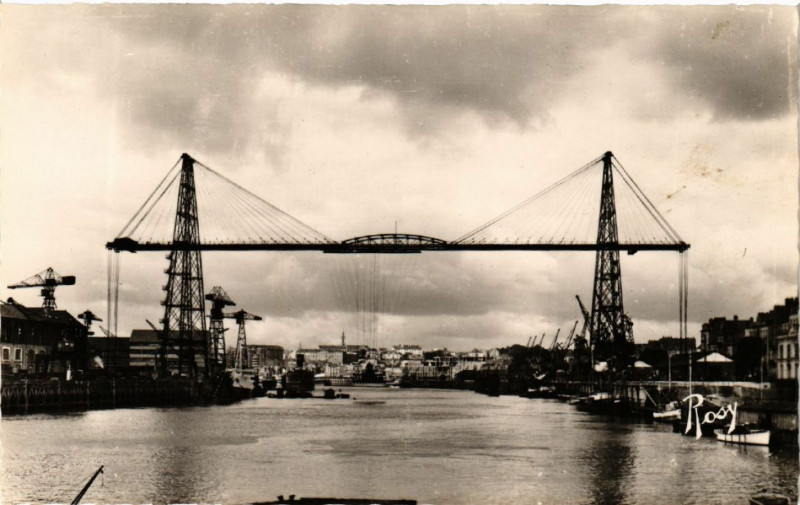 Carte postale ancienne Nantes - Le Pont transbordeur à Nantes