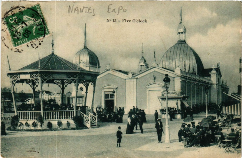 Carte postale ancienne Nantes - Expo - Five O'clock à Nantes