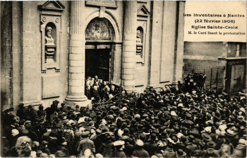 Carte postale ancienne Les Inventaires a Nantes (22 fev. 1906) - Eglise Sainte-Croix à Nantes
