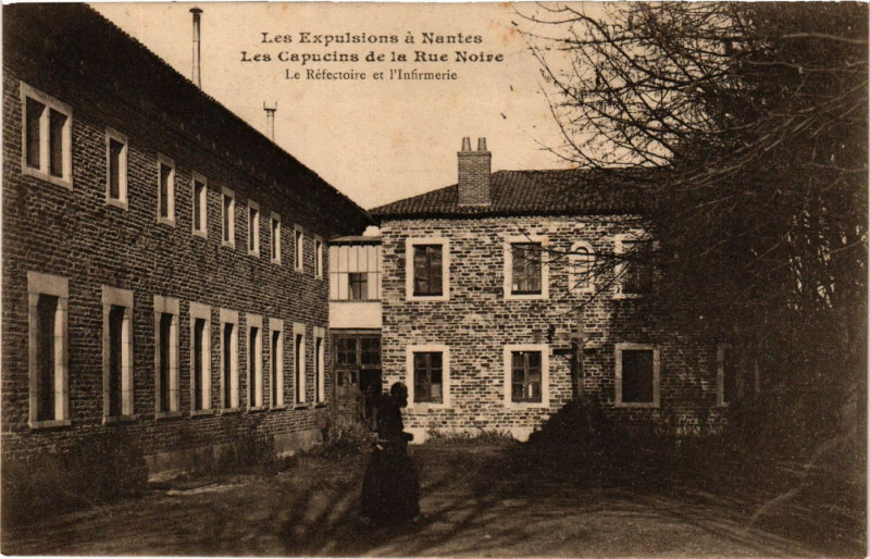 Carte postale ancienne Les Expulsions a Nantes Les Capucins de la Rue Noire-Le Refectoir à Nantes