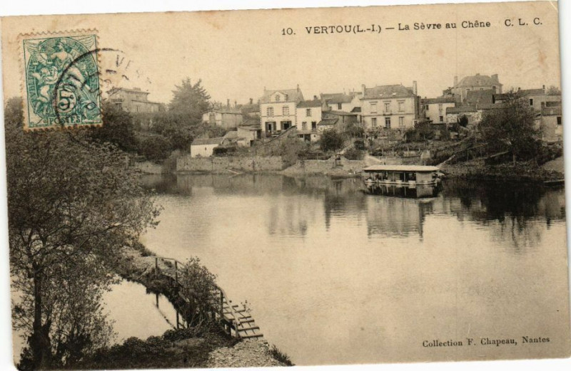 Carte postale ancienne Vertou - La Sevre au Chene à Vertou