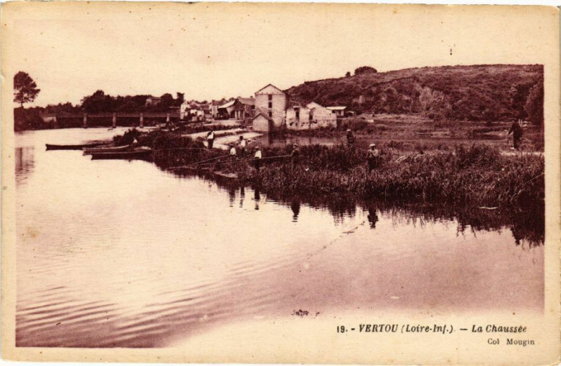Carte postale ancienne Vertou - La Chaussée à Vertou
