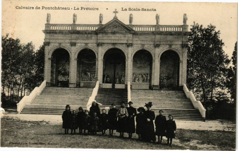 Carte postale ancienne Calvaire de Pontchâteau - Le Prétoire - La Scala-Sancta à Pontchâteau