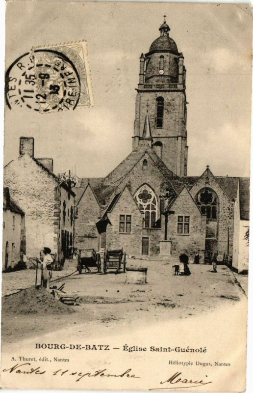 Carte postale ancienne Bourg-de-Batz - Eglise Saint-Guenole