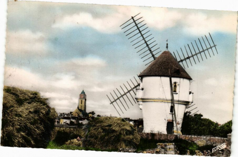 Carte postale ancienne Batz-sur-Mer (L.-Atl.) - Le Moulin de la Masse à Batz-sur-Mer