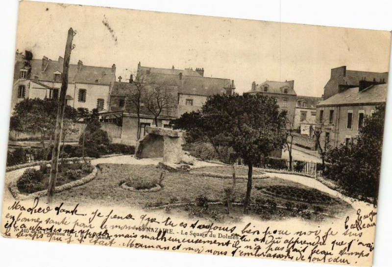 Carte postale ancienne Nazaire - Le Square du Dolmen