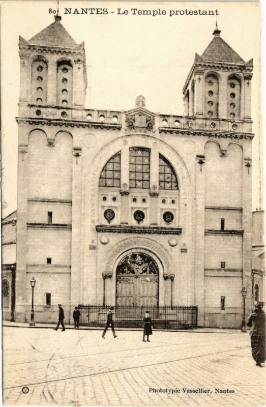 Carte postale ancienne Nantes - Le Temple protestant à Nantes