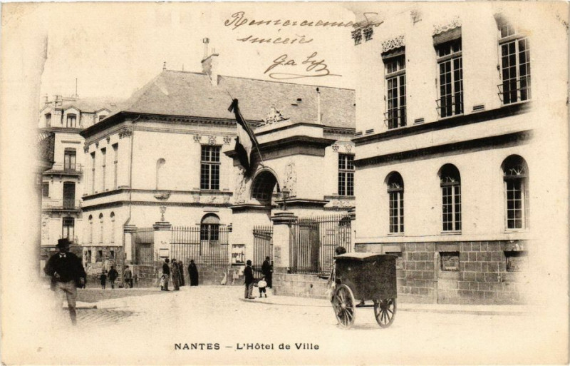 Carte postale ancienne Nantes - L'Hotel de Ville à Nantes