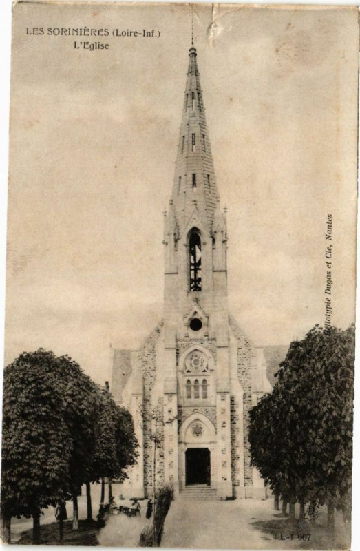 Carte postale ancienne Les Sorinie - L'Eglise