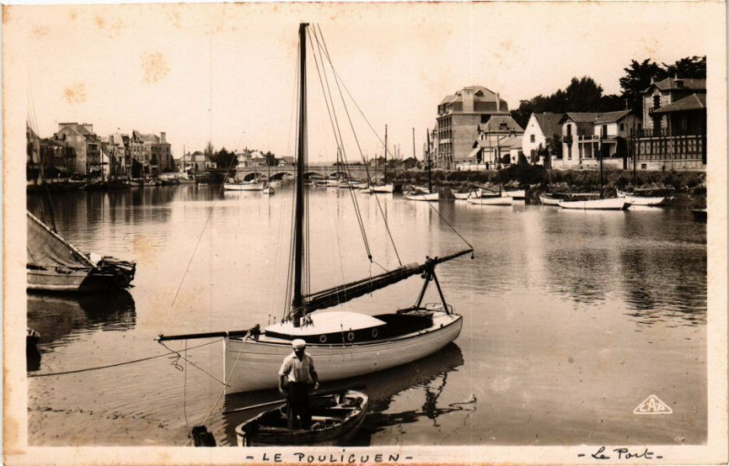 Carte postale ancienne Le Pouliguen - Le Port - The harbour au Pouliguen