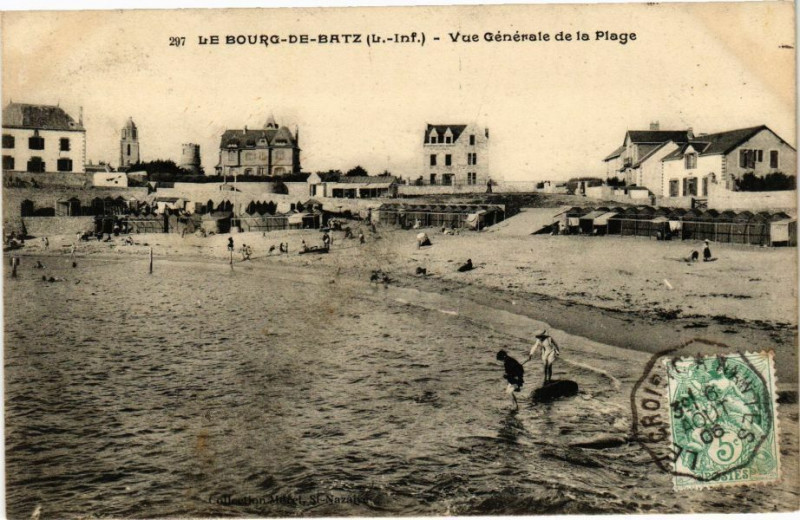 Carte postale ancienne Le Bourg-de-Batz - Vue générale de la Plage à Vue