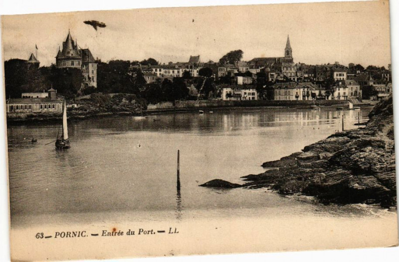 Carte postale ancienne Pornic - L'Entrée du Port à Pornic