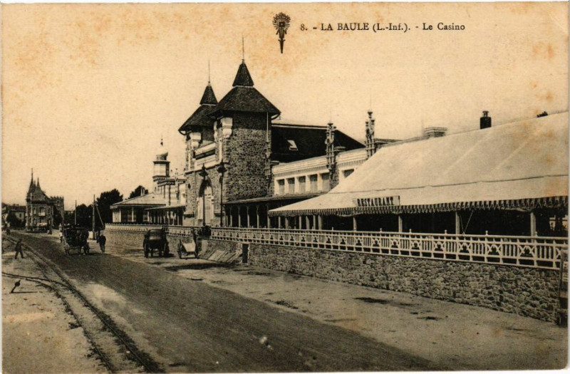Carte postale ancienne La Baule - Le Casino