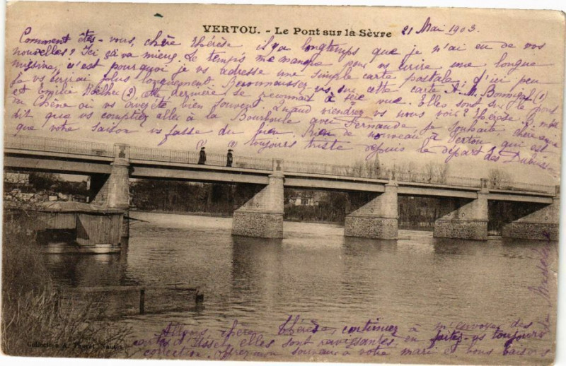 Carte postale ancienne Vertou - Le Pont sur la Sevre à Vertou