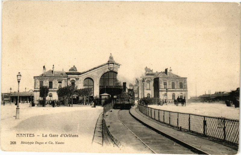 Carte postale ancienne Nantes - La Gare d'Orleans à Nantes
