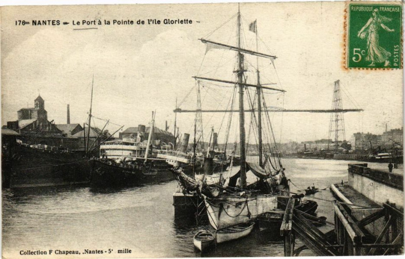 Carte postale ancienne Nantes - Le Port a la Pointe de l'Ile Gloriette à Nantes