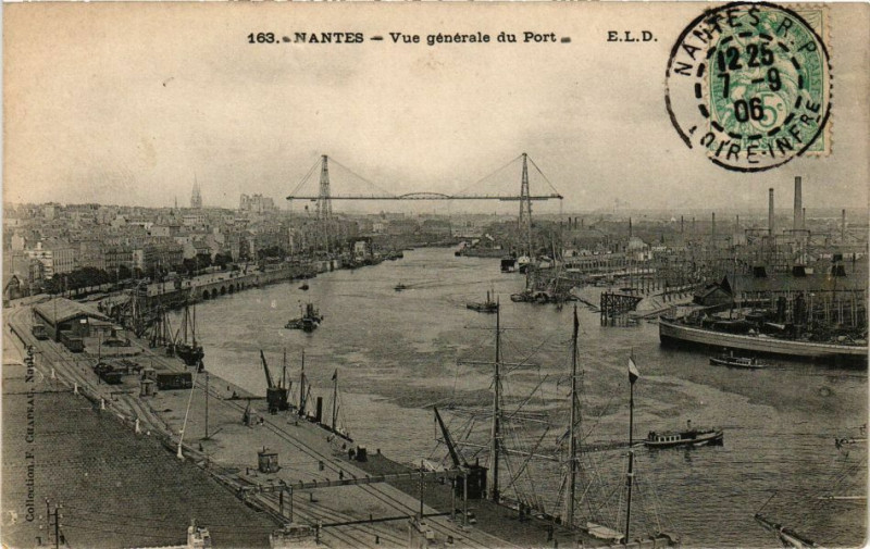 Carte postale ancienne Nantes - Vue générale du Port à Nantes