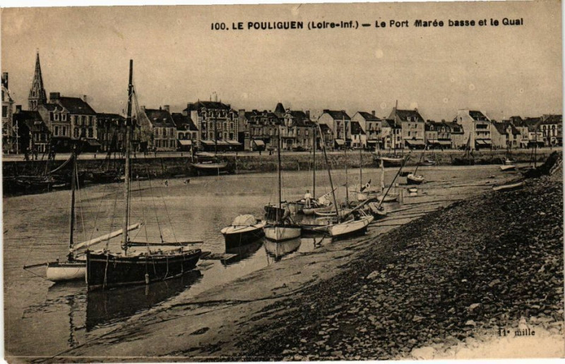 Carte postale ancienne Le Pouliguen - Le Port Marée basse et le Quai au Pouliguen