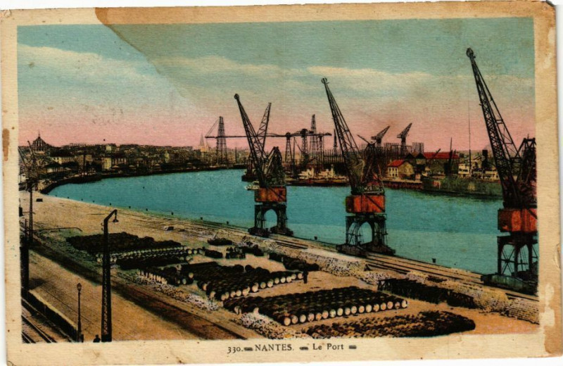 Carte postale ancienne Nantes - Le Port à Nantes