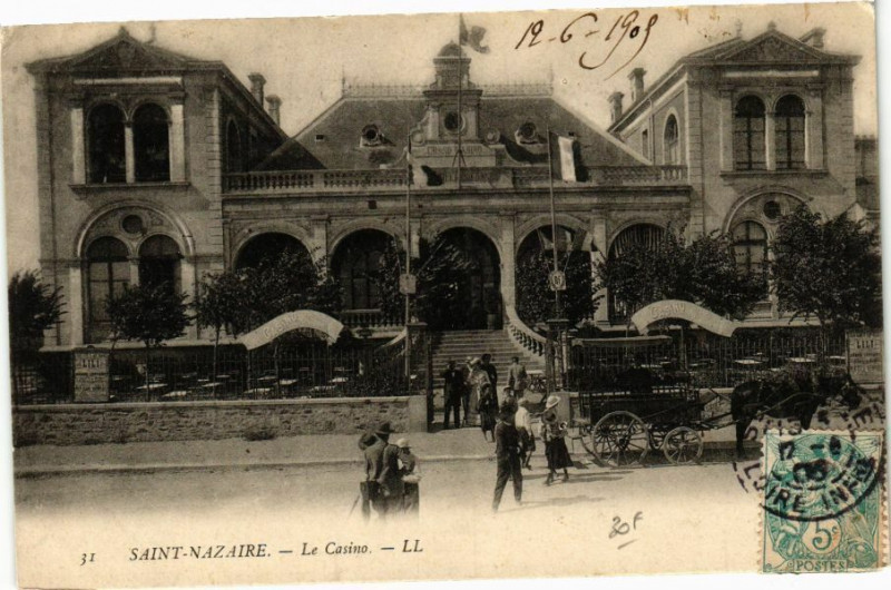 Carte postale ancienne Saint-Nazaire - Le Casino à Saint-Nazaire
