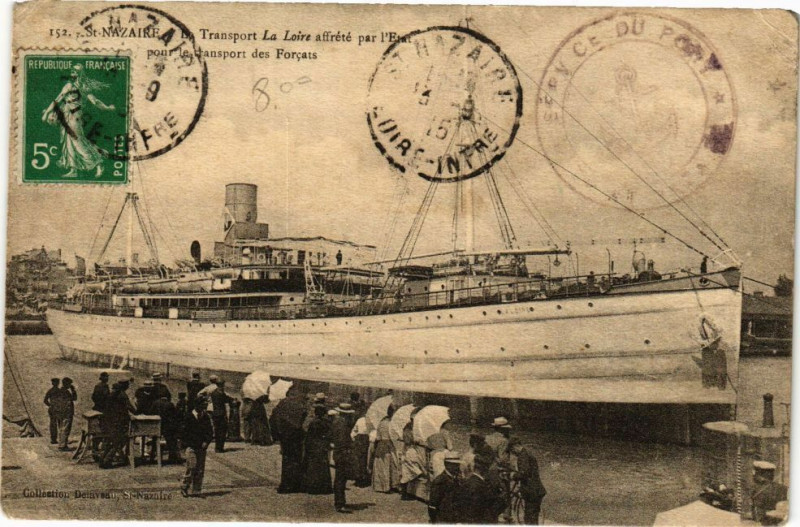 Carte postale ancienne Saint-Nazaire - La Transport La Loire affrete parI'Etat à Saint-Nazaire