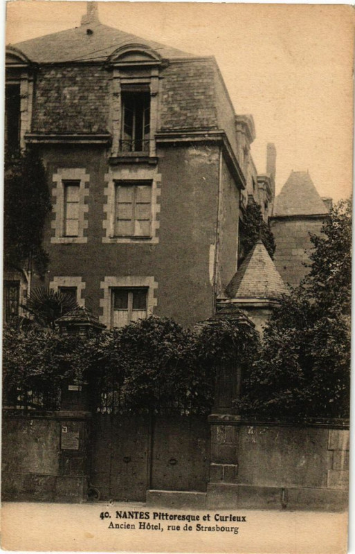 Carte postale ancienne Nantes Pitt... Ancien Hotel rue de Strasbourg à Nantes