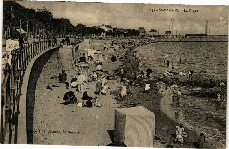 Carte postale ancienne Saint-Nazaire - La Plage à Saint-Nazaire