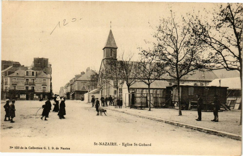 Carte postale ancienne Saint-Nazaire - Eglise Saint-Gohard à Saint-Nazaire