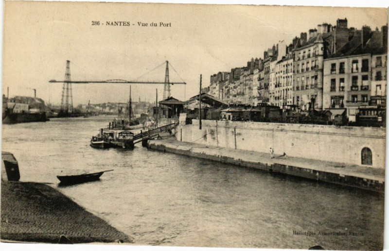 Carte postale ancienne Nantes - Vue du Port à Nantes