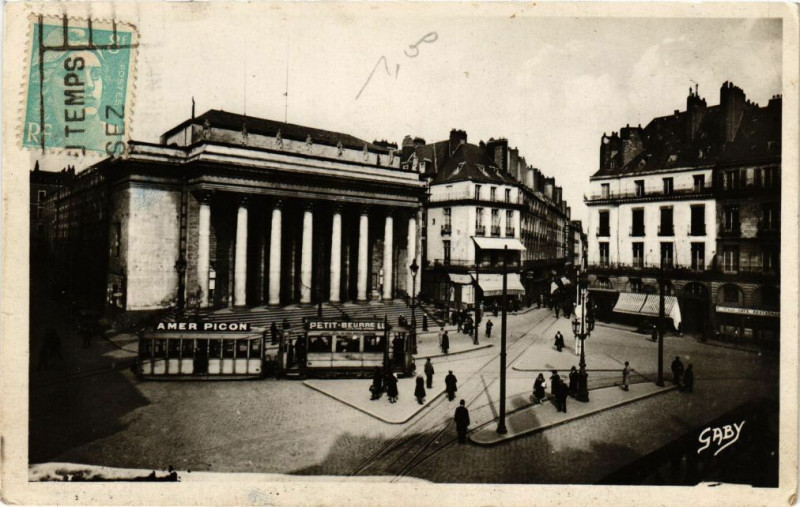 Carte postale ancienne Nantes - Le Theatre - Place Groslin à Nantes