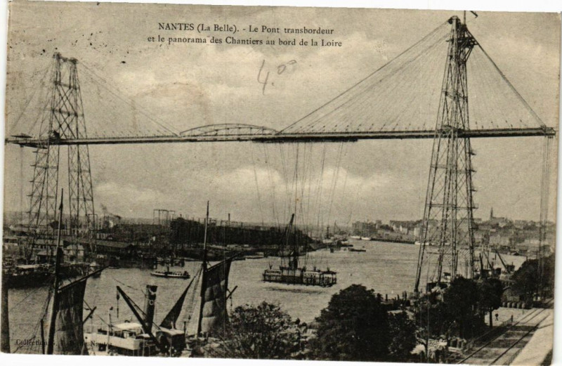 Carte postale ancienne Nantes (La Belle) - Le Pont transbordeur et le panorama des à Nantes