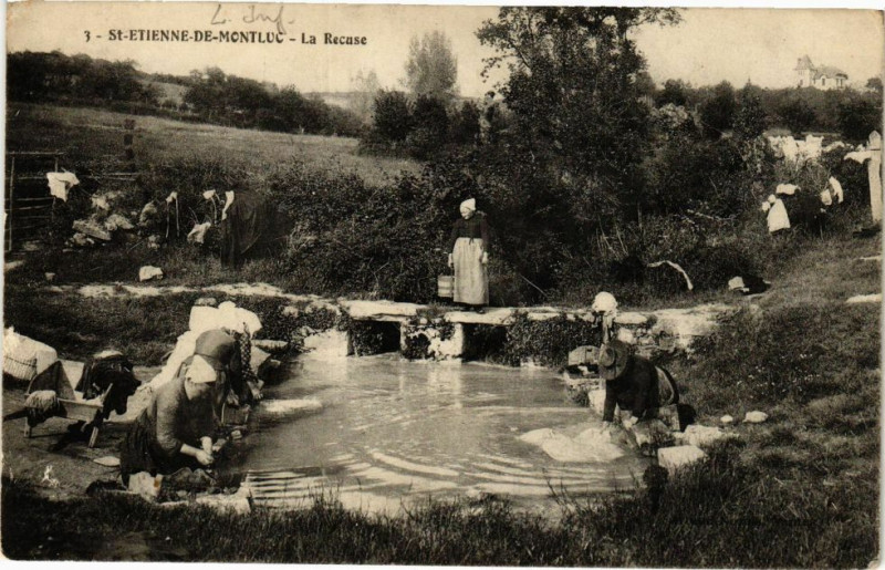 Carte postale ancienne Saint-Etienne-De-Montluc-La Recuse
